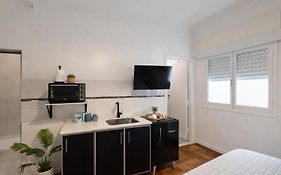 Ana Rent lll Moderno departamento ,San Isidro punto medio Tigre River y Tecnopolis